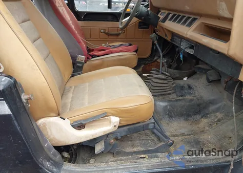 1995 Jeep Wrangler / Yj S/Rio Grande из США, поврежденный, VIN 1J4FY19P8SP310099